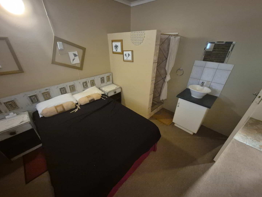 10 Bedroom Property for Sale in Mooinooi North West